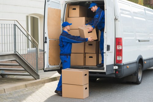 Payment and invoice terms for moving services