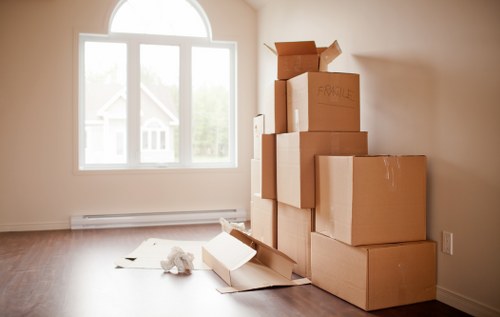 Local removal van helping with Putney house removals