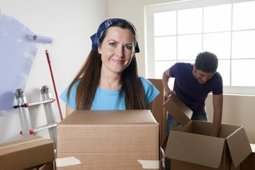 Packing and loading service for removals in Putney